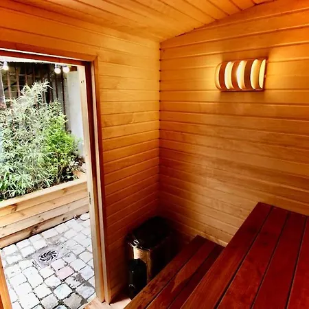 Le Gustave - Sauna, Jacuzzi & Terrasse A Apartment