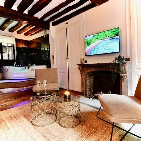 Appartamento Le Gustave - Sauna, Jacuzzi&terrasse à