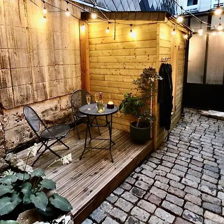 Le Gustave - Sauna, Jacuzzi & Terrasse A *