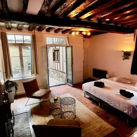 Le Gustave - Sauna, Jacuzzi&terrasse à