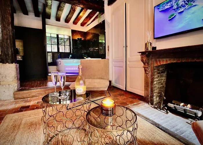 Apartment Le Gustave - Sauna, Jacuzzi & Terrasse A Rouen