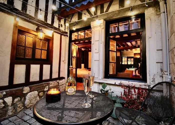 아파트 Le Gustave - Sauna, Jacuzzi & Terrasse A 루앙