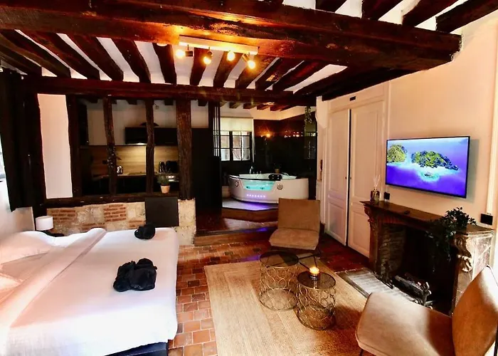 아파트 Le Gustave - Sauna, Jacuzzi & Terrasse A *